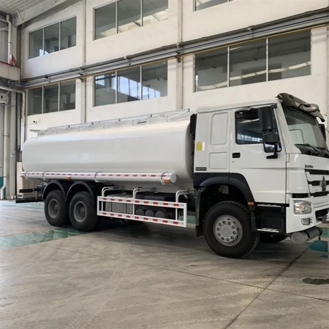 Howo 6x4 Petrol Tank Truck