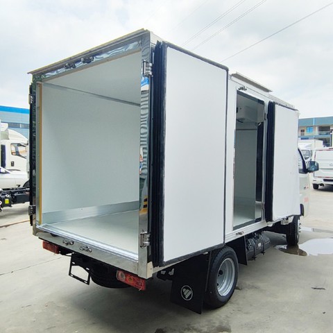 Foton TM Single-row Refrigerated Truck