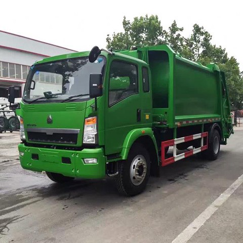 Chinese SINO TRUCK HOWO 4X2 Cheap 6 Wheeler Sanitation Garbage Compactor Truck
