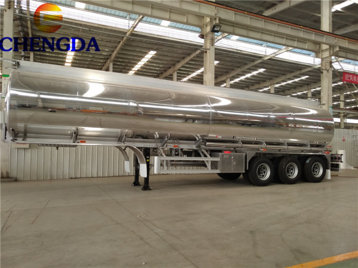 3 Axles Fuel Tanker Semi Trailer Of Aluminum